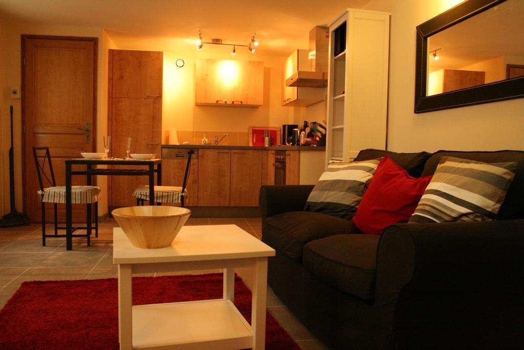 Carcassonne Pont Vieux Apartments Екстер'єр фото