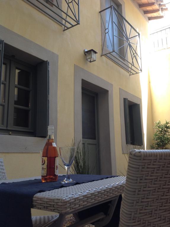 Carcassonne Pont Vieux Apartments Екстер'єр фото