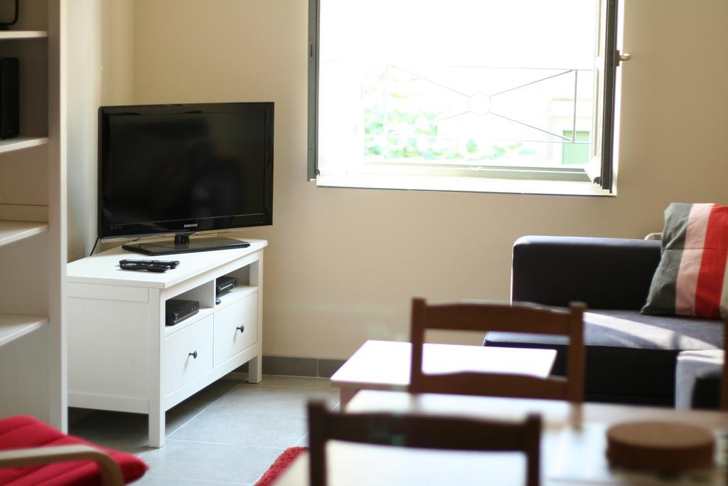 Carcassonne Pont Vieux Apartments Екстер'єр фото
